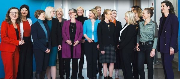 Runder Tisch mit Frauen in Führungspositionen